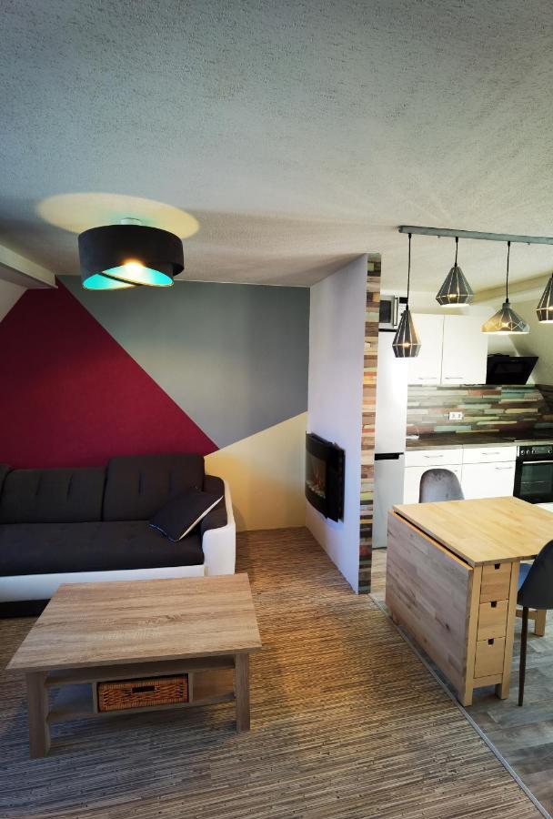 Gemuetliche Dachwohnung Mit Kleiner Oder Grosser Dachterrasse Nebeneinander Wolmirstedt Eksteriør bilde