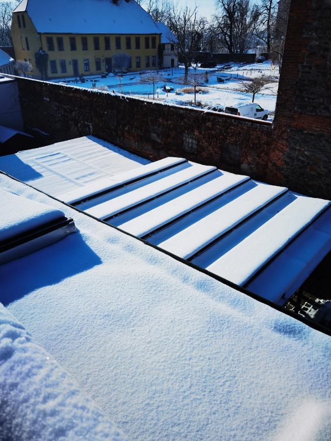 Gemuetliche Dachwohnung Mit Kleiner Oder Grosser Dachterrasse Nebeneinander Wolmirstedt Eksteriør bilde