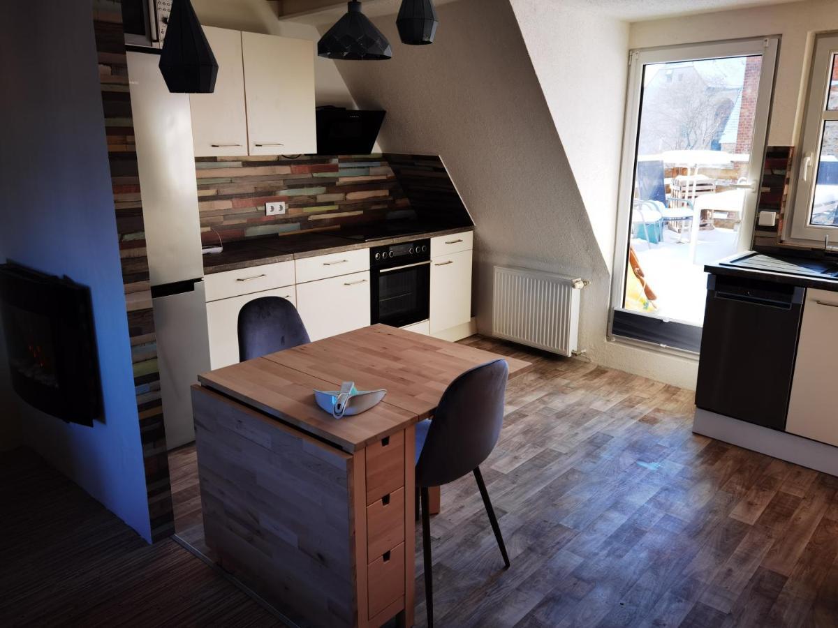 Gemuetliche Dachwohnung Mit Kleiner Oder Grosser Dachterrasse Nebeneinander Wolmirstedt Eksteriør bilde