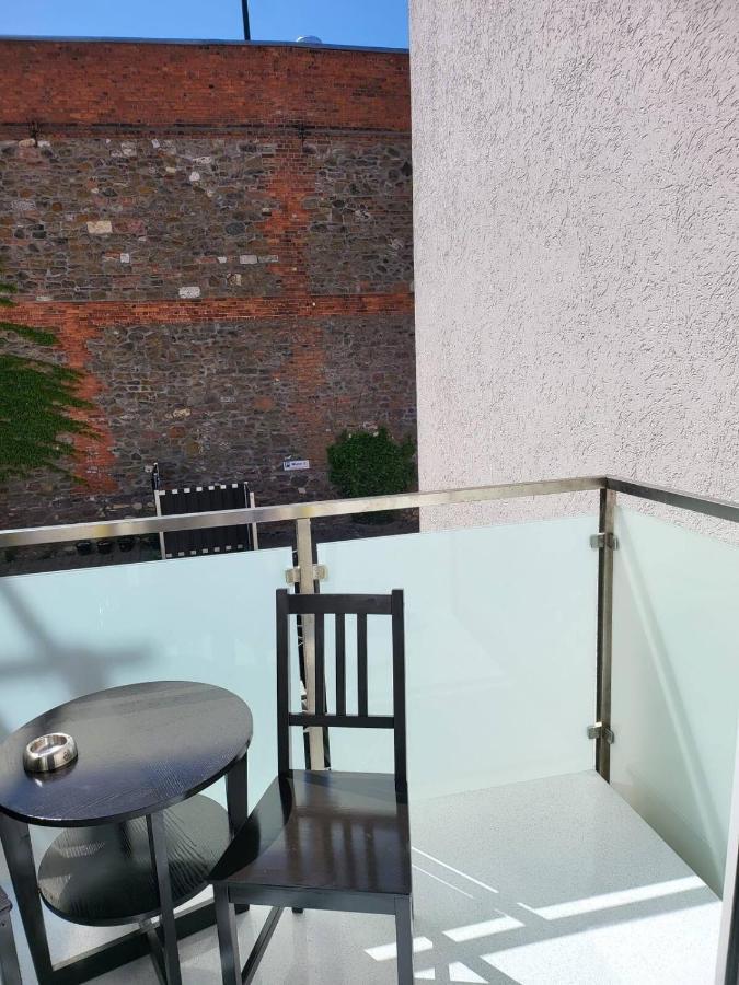 Gemuetliche Dachwohnung Mit Kleiner Oder Grosser Dachterrasse Nebeneinander Wolmirstedt Eksteriør bilde