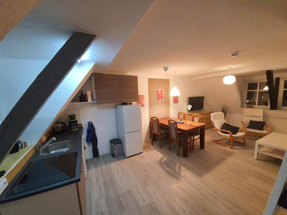 Gemuetliche Dachwohnung Mit Kleiner Oder Grosser Dachterrasse Nebeneinander Wolmirstedt Eksteriør bilde